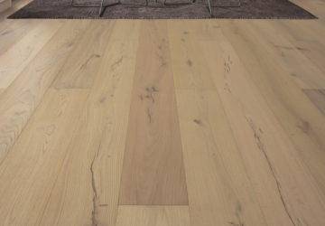 Thumbnail of http://Design%20Parquet%20-%20TIGNES%20-%20CA%20-%20Structuré%20-%20Traces%20de%20sciage%20-%20Raboté%20main%20-%20Vernis%20incolore%20-%20Mountains%20-