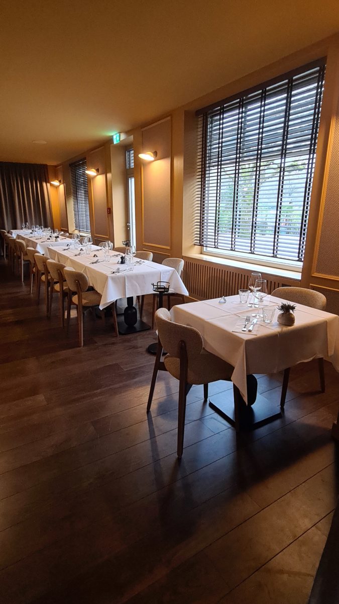 MAISON B Restaurant parquet Moka RF+ Design Parquet